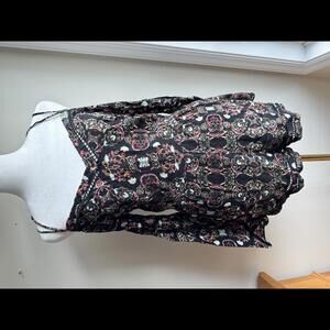 Kendall and Kylie Floral Print Off-Shoulder Romper with Bell Sleeves size small